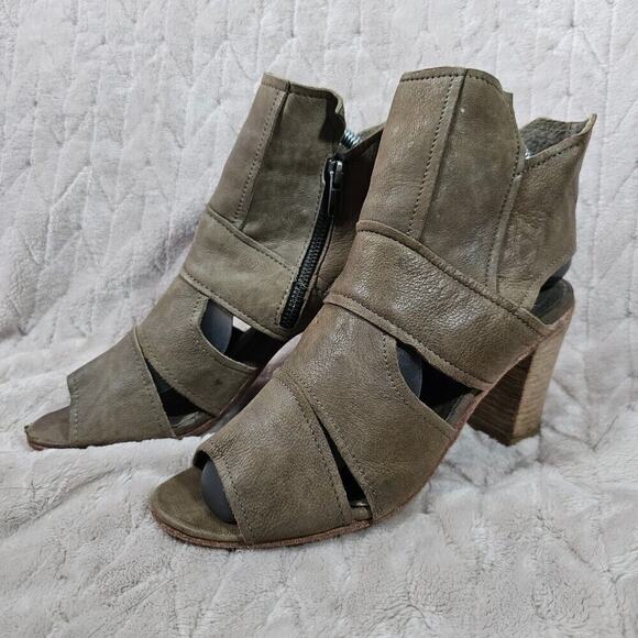 Free People Effie Block Heel Leather Sandal Womens EU39 Taupe Bohemian Preppy - Picture 1 of 8
